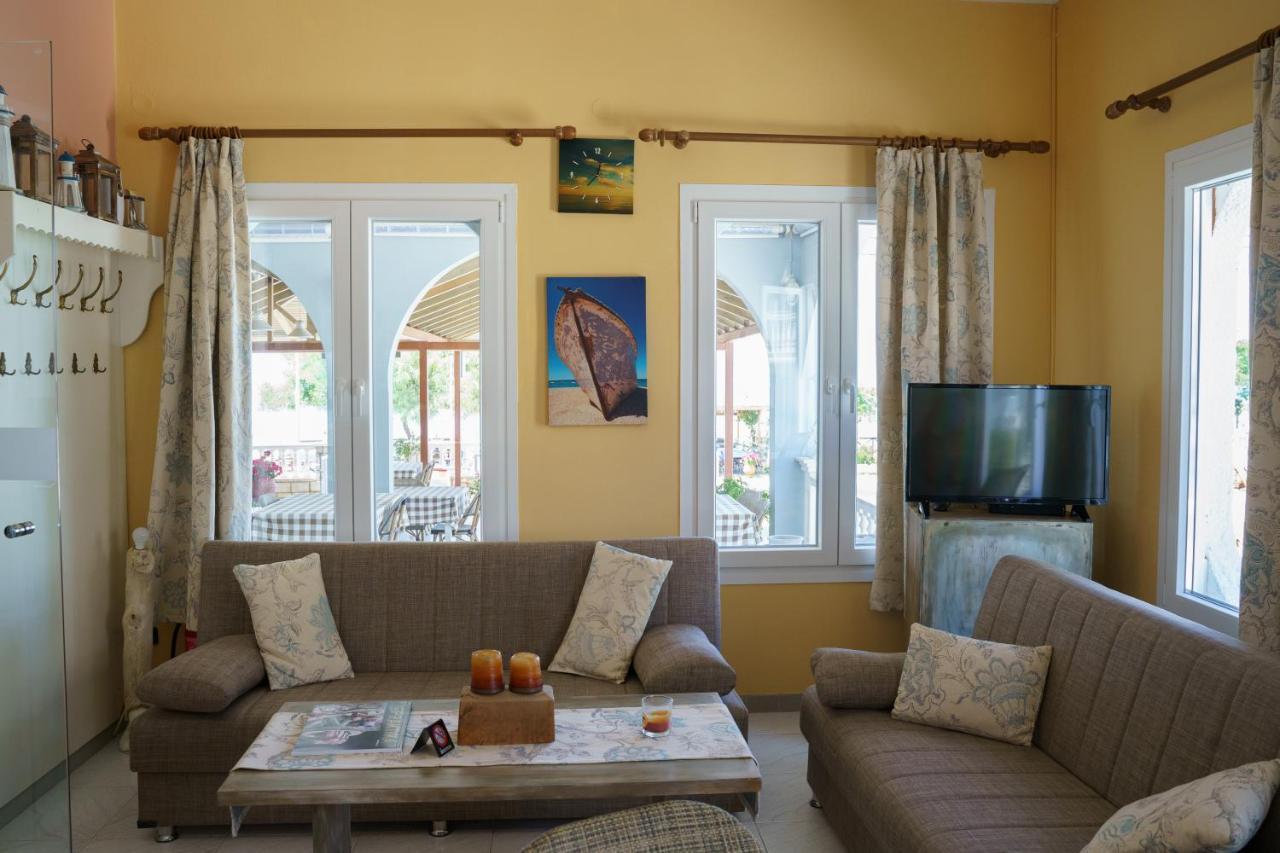 Sigma Hotel Paralia Vrachou Exterior photo
