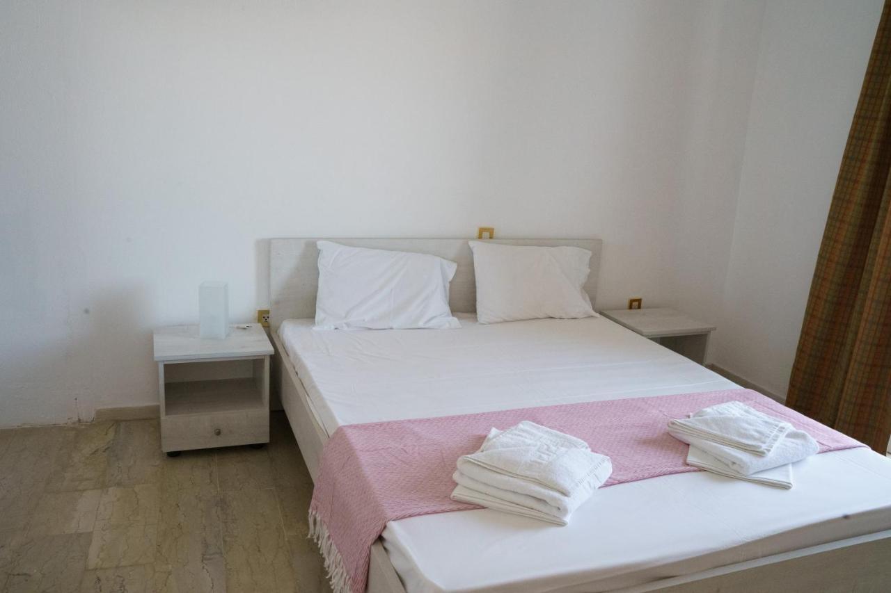 Sigma Hotel Paralia Vrachou Exterior photo