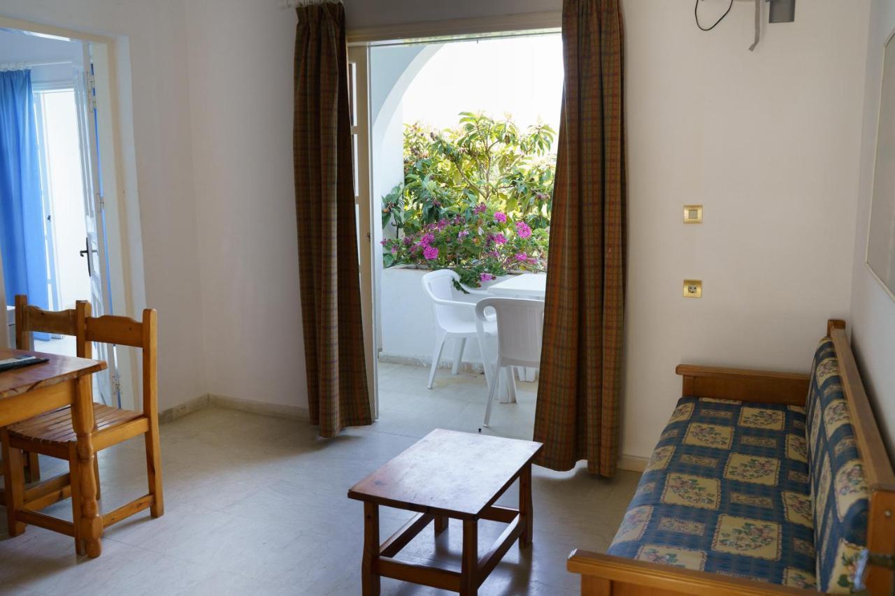 Sigma Hotel Paralia Vrachou Exterior photo