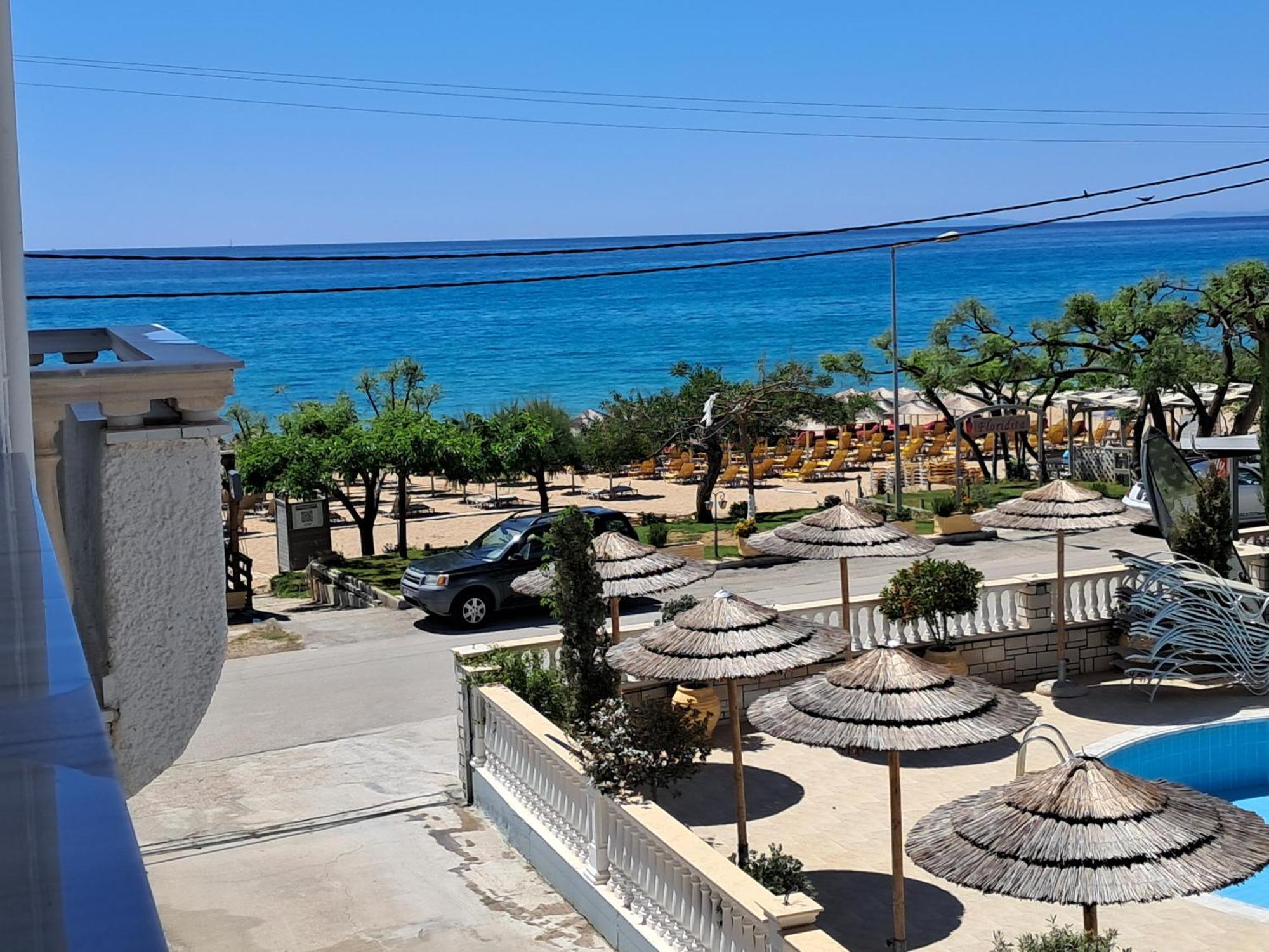 Sigma Hotel Paralia Vrachou Exterior photo