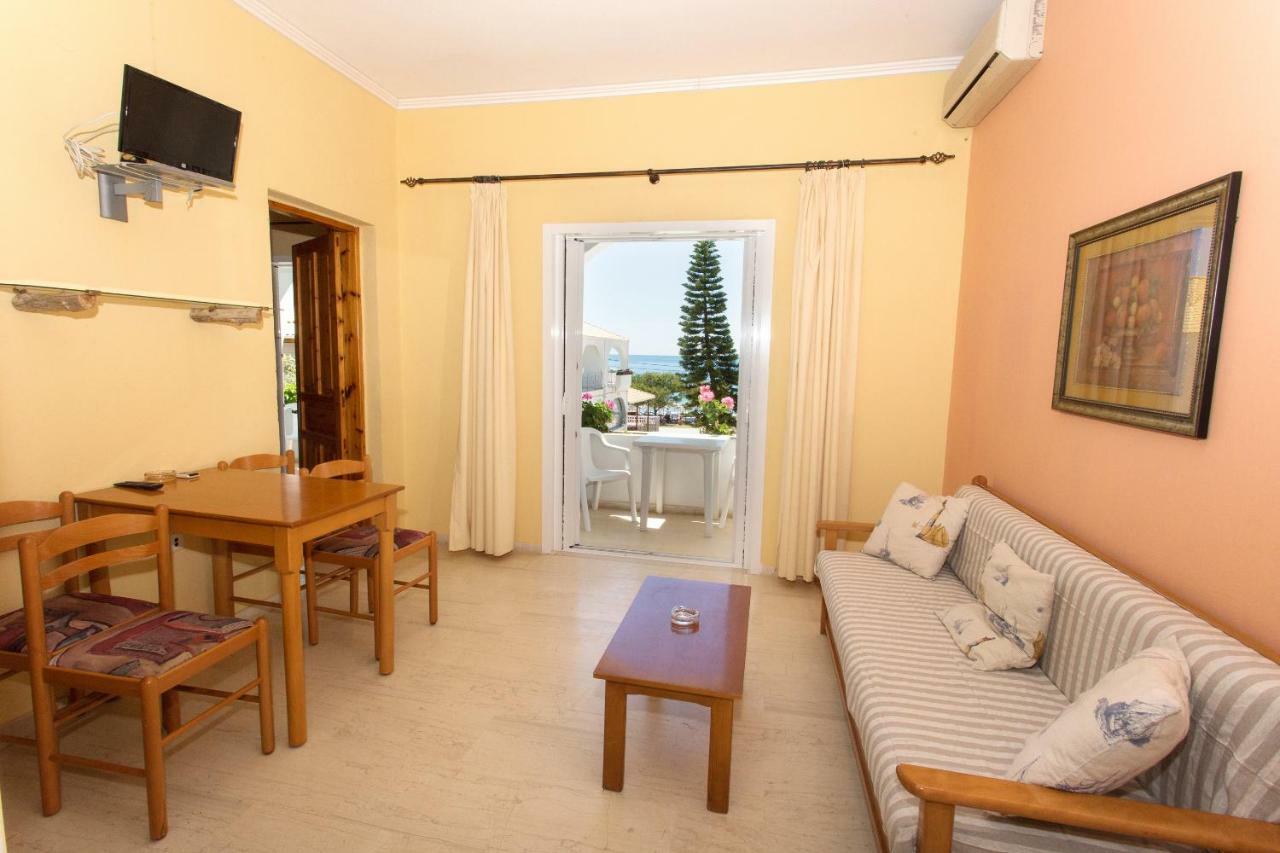 Sigma Hotel Paralia Vrachou Exterior photo