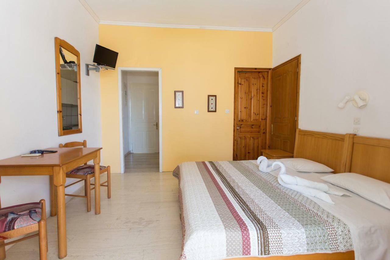 Sigma Hotel Paralia Vrachou Exterior photo