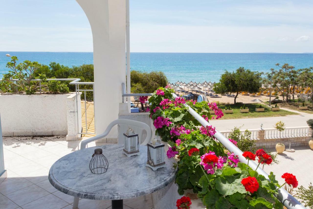 Sigma Hotel Paralia Vrachou Exterior photo